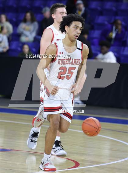 Thumbnail 2 in Hoosac Valley vs. New Mission (MIAA Division 5 Final) photogallery.