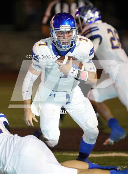 Thumbnail 3 in Wall vs Brock (UIL 3A Regional Playoff) photogallery.