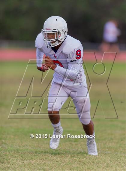 Thumbnail 2 in Roosevelt vs Reagan JV A photogallery.