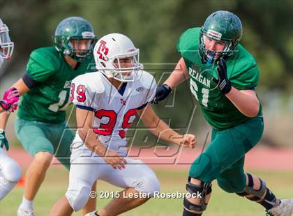 Thumbnail 2 in Roosevelt vs Reagan JV A photogallery.