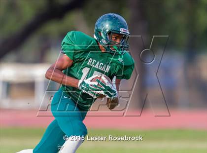 Thumbnail 1 in Roosevelt vs Reagan JV A photogallery.