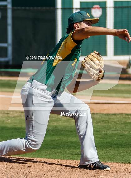 Thumbnail 1 in Ontario Christian vs Notre Dame photogallery.