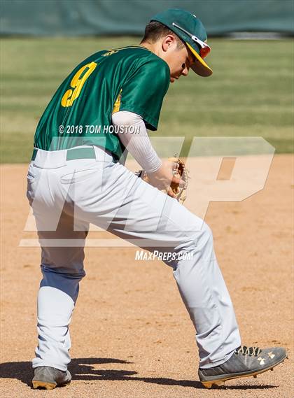 Thumbnail 2 in Ontario Christian vs Notre Dame photogallery.