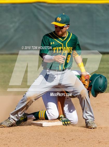 Thumbnail 1 in Ontario Christian vs Notre Dame photogallery.