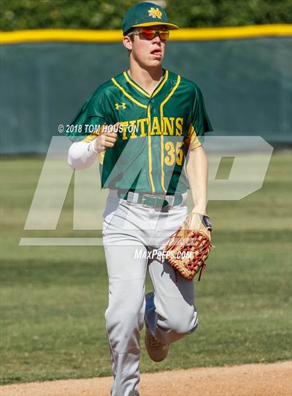 Thumbnail 3 in Ontario Christian vs Notre Dame photogallery.