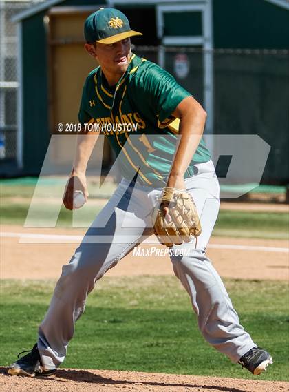 Thumbnail 2 in Ontario Christian vs Notre Dame photogallery.