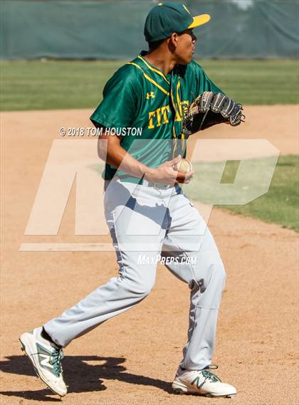 Thumbnail 2 in Ontario Christian vs Notre Dame photogallery.