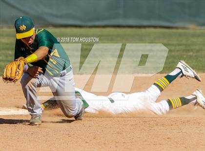 Thumbnail 2 in Ontario Christian vs Notre Dame photogallery.