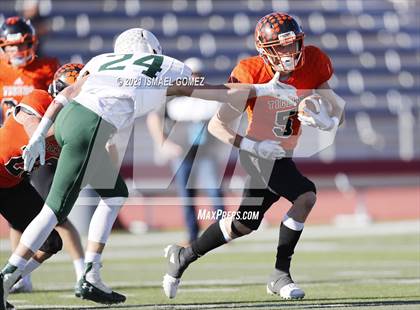 Thumbnail 2 in Stratton vs. Cheyenne Wells (CHSAA Class A 6-Man Final) photogallery.