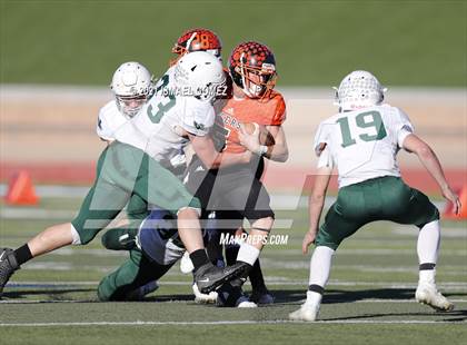 Thumbnail 1 in Stratton vs. Cheyenne Wells (CHSAA Class A 6-Man Final) photogallery.