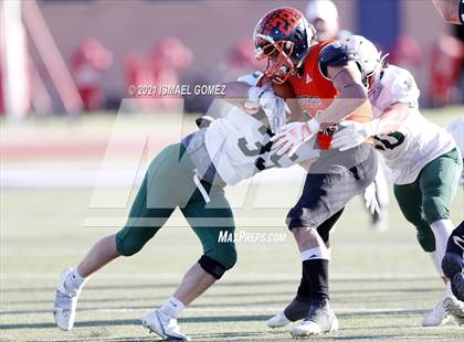 Thumbnail 1 in Stratton vs. Cheyenne Wells (CHSAA Class A 6-Man Final) photogallery.