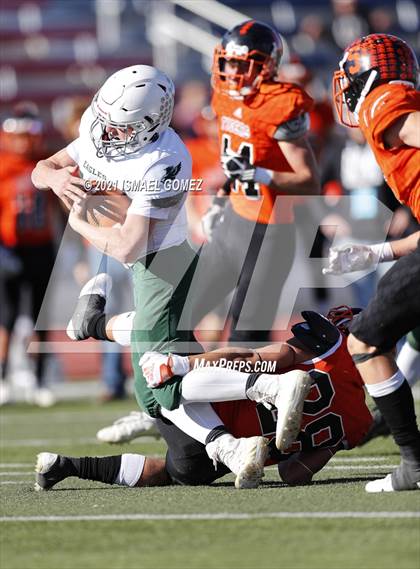 Thumbnail 2 in Stratton vs. Cheyenne Wells (CHSAA Class A 6-Man Final) photogallery.