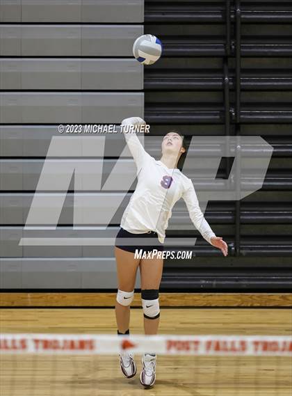Thumbnail 3 in Pocatello vs Bonneville (IHSAA 4A First Round) photogallery.