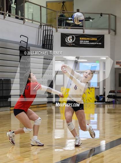 Thumbnail 3 in Pocatello vs Bonneville (IHSAA 4A First Round) photogallery.