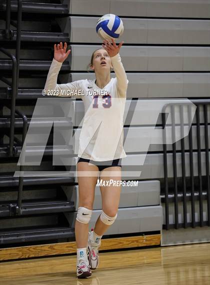 Thumbnail 1 in Pocatello vs Bonneville (IHSAA 4A First Round) photogallery.