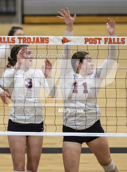 Thumbnail 3 in Pocatello vs Bonneville (IHSAA 4A First Round) photogallery.