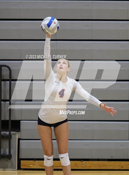 Thumbnail 1 in Pocatello vs Bonneville (IHSAA 4A First Round) photogallery.