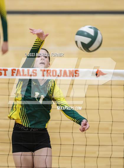 Thumbnail 3 in Pocatello vs Bonneville (IHSAA 4A First Round) photogallery.
