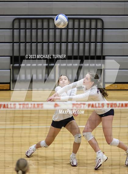 Thumbnail 2 in Pocatello vs Bonneville (IHSAA 4A First Round) photogallery.
