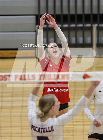 Thumbnail 2 in Pocatello vs Bonneville (IHSAA 4A First Round) photogallery.