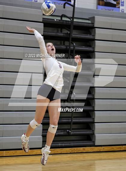 Thumbnail 2 in Pocatello vs Bonneville (IHSAA 4A First Round) photogallery.