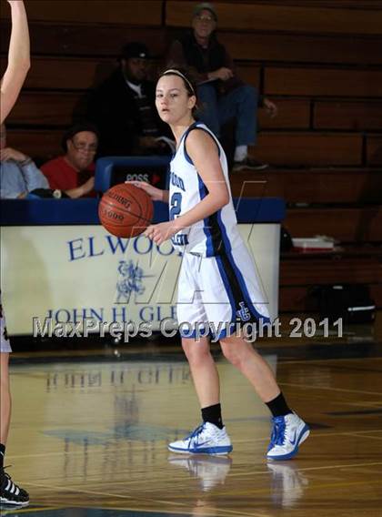 Thumbnail 1 in Shoreham-Wading River @ Elwood-Glenn (Class A Semi-Finals) photogallery.