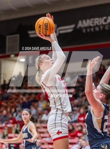 Thumbnail 1 in Enterprise vs. Kanab (UHSAA 2A Quarterfinal) photogallery.