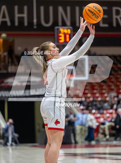 Thumbnail 2 in Enterprise vs. Kanab (UHSAA 2A Quarterfinal) photogallery.