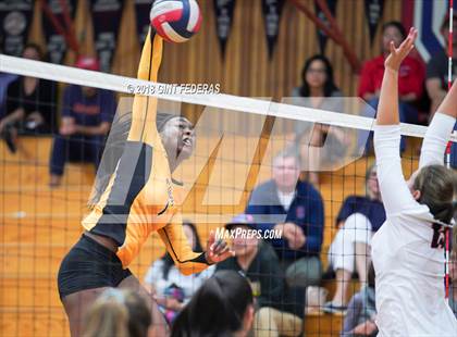 Thumbnail 3 in Bishop O'Dowd @ Campolindo photogallery.