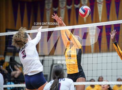 Thumbnail 3 in Bishop O'Dowd @ Campolindo photogallery.