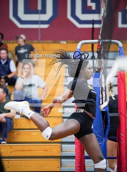 Thumbnail 2 in Bishop O'Dowd @ Campolindo photogallery.