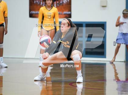 Thumbnail 3 in Bishop O'Dowd @ Campolindo photogallery.