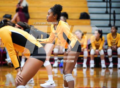 Thumbnail 2 in Bishop O'Dowd @ Campolindo photogallery.