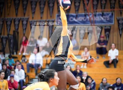 Thumbnail 2 in Bishop O'Dowd @ Campolindo photogallery.