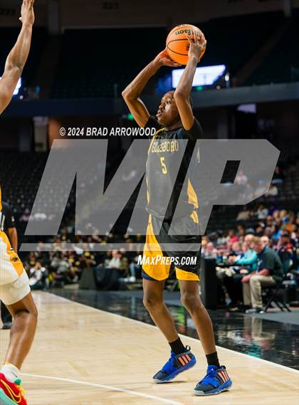 Thumbnail 2 in Goldsboro vs Farmville Central (NCHSAA 2A Regional Final) photogallery.