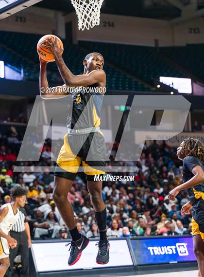 Thumbnail 2 in Goldsboro vs Farmville Central (NCHSAA 2A Regional Final) photogallery.
