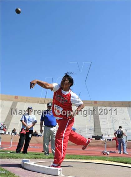 Thumbnail 3 in Sacramento Meet of Champions (Girls Shot Put) photogallery.