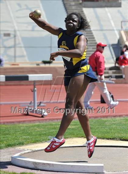 Thumbnail 3 in Sacramento Meet of Champions (Girls Shot Put) photogallery.