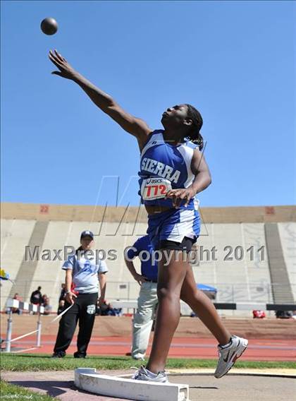 Thumbnail 2 in Sacramento Meet of Champions (Girls Shot Put) photogallery.