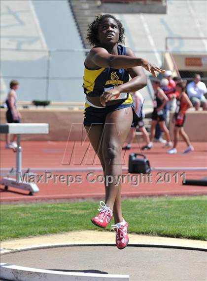 Thumbnail 2 in Sacramento Meet of Champions (Girls Shot Put) photogallery.