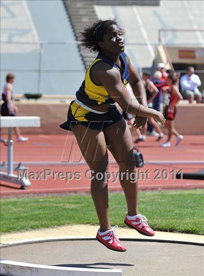 Thumbnail 3 in Sacramento Meet of Champions (Girls Shot Put) photogallery.