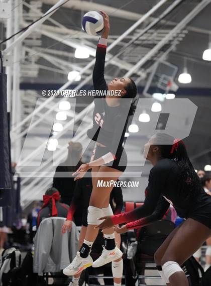 Thumbnail 2 in St. John's vs. Second Baptist (Aggieland Come and Take It Regional Showdown) photogallery.