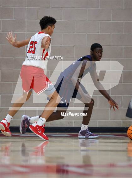 Thumbnail 2 in Cherokee Trail @ Regis Jesuit photogallery.