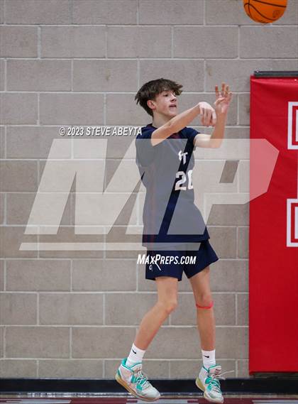 Thumbnail 2 in Cherokee Trail @ Regis Jesuit photogallery.