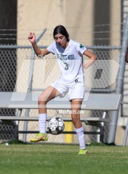 Thumbnail 3 in Incarnate Word vs East Central (NEISD Soccer Showcase) photogallery.
