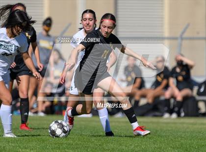 Thumbnail 3 in Incarnate Word vs East Central (NEISD Soccer Showcase) photogallery.