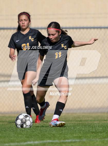 Thumbnail 3 in Incarnate Word vs East Central (NEISD Soccer Showcase) photogallery.