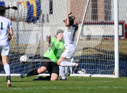 Thumbnail 2 in Incarnate Word vs East Central (NEISD Soccer Showcase) photogallery.