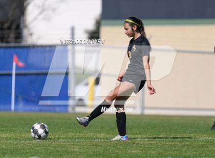 Thumbnail 2 in Incarnate Word vs East Central (NEISD Soccer Showcase) photogallery.