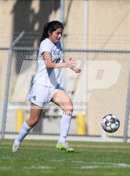 Thumbnail 1 in Incarnate Word vs East Central (NEISD Soccer Showcase) photogallery.